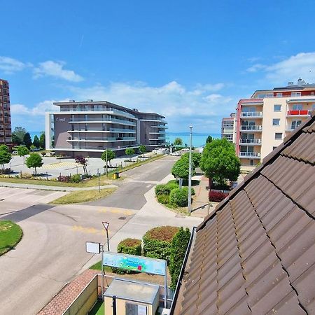 Napsugar Apartmanhaz Siófok Exteriér fotografie