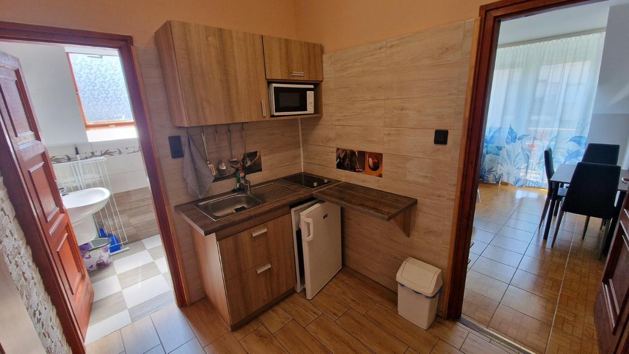 Napsugar Apartmanhaz Siófok Exteriér fotografie