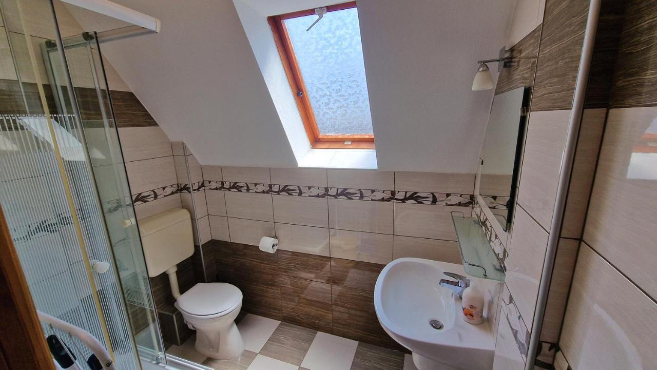 Napsugar Apartmanhaz Siófok Exteriér fotografie