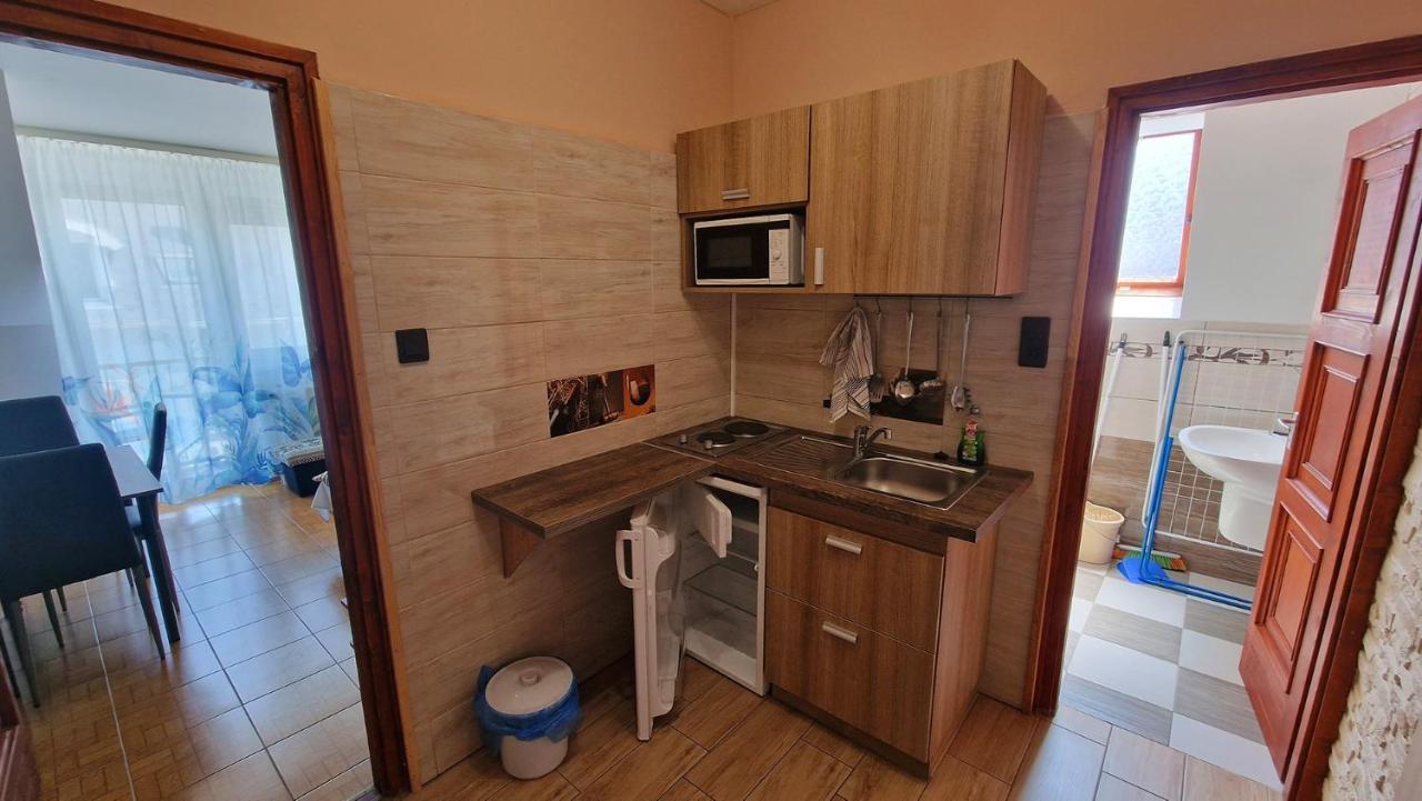 Napsugar Apartmanhaz Siófok Exteriér fotografie