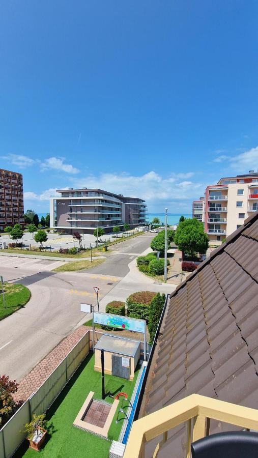 Napsugar Apartmanhaz Siófok Exteriér fotografie