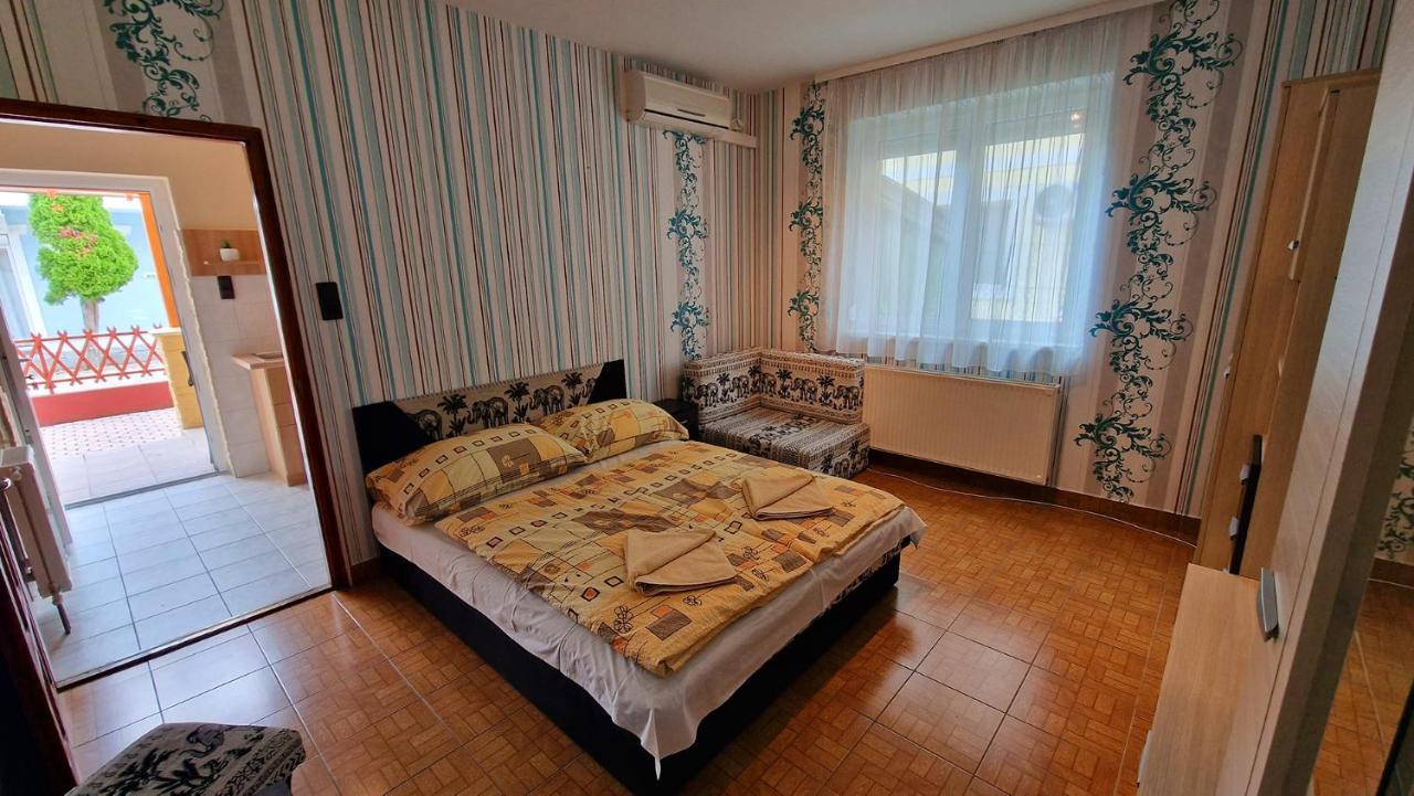 Napsugar Apartmanhaz Siófok Exteriér fotografie