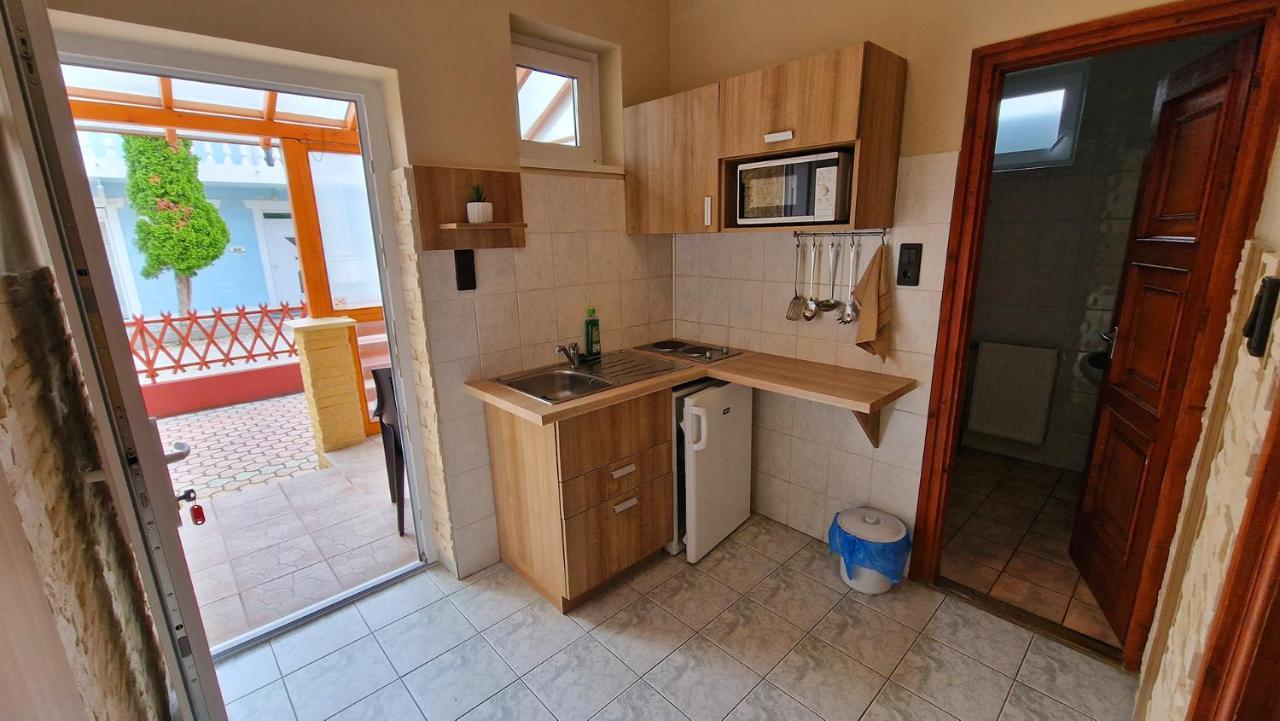 Napsugar Apartmanhaz Siófok Exteriér fotografie