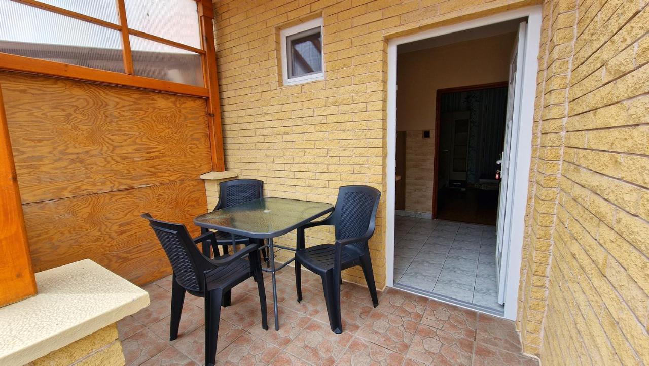 Napsugar Apartmanhaz Siófok Exteriér fotografie